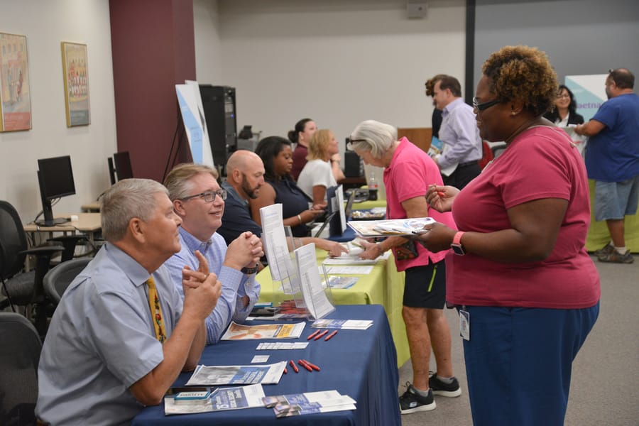 20191010_HealthBenefitsExpoAdmin_325_SD
