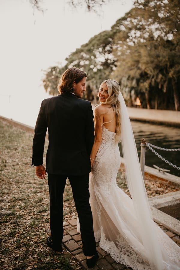 Alex and Jess Arianna J Photography