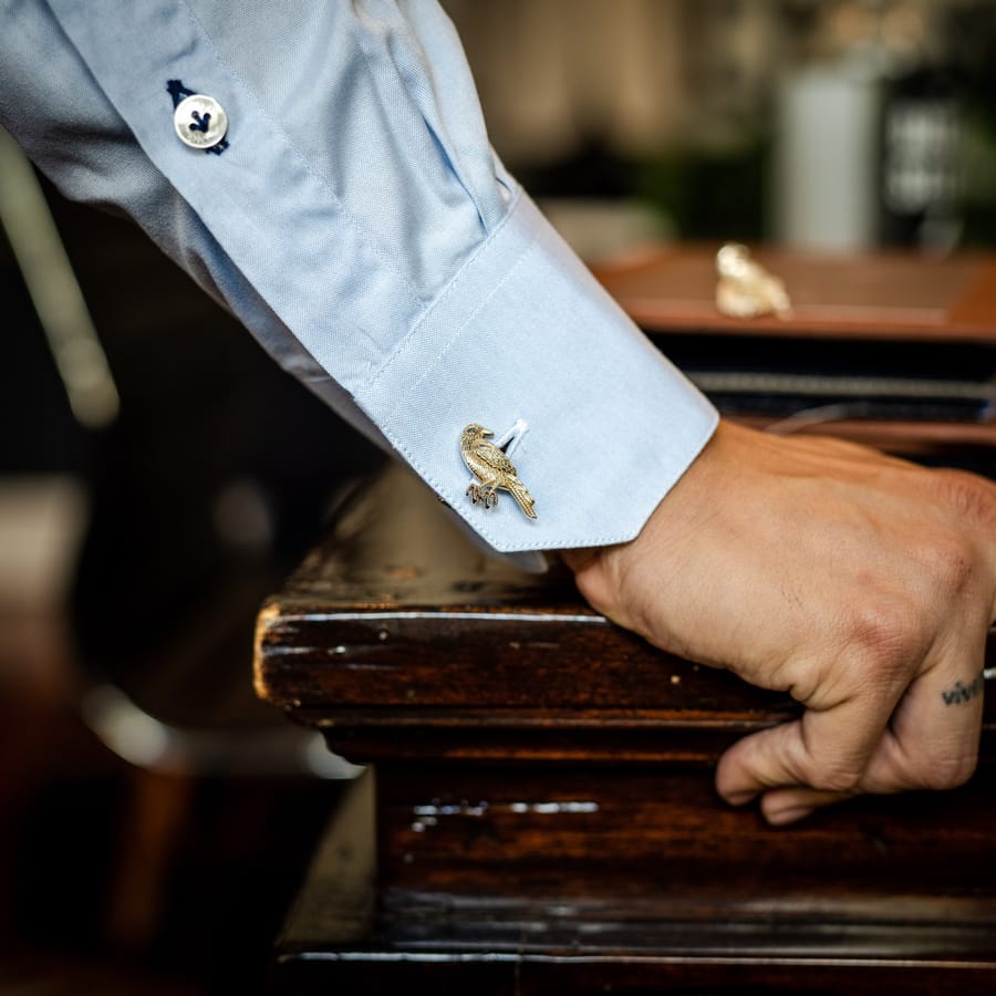 COMMON PROPER CUFF LINKS