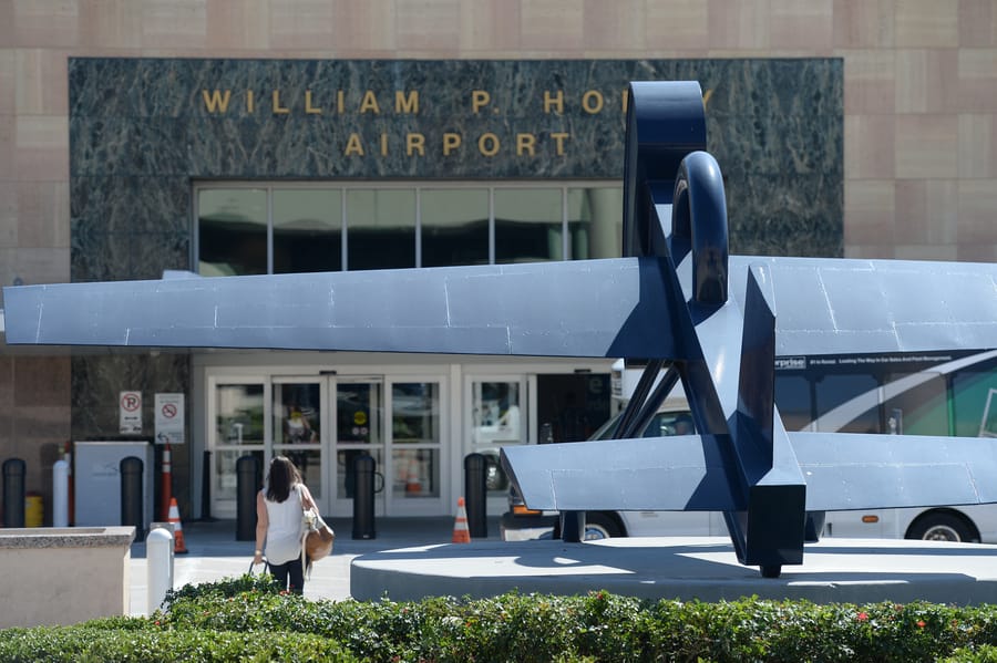 Hobby_Airport_Entrance