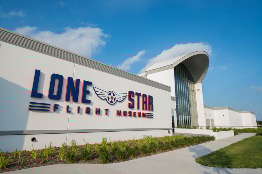 Lone_Star_Flight_Museum_Exterior_2