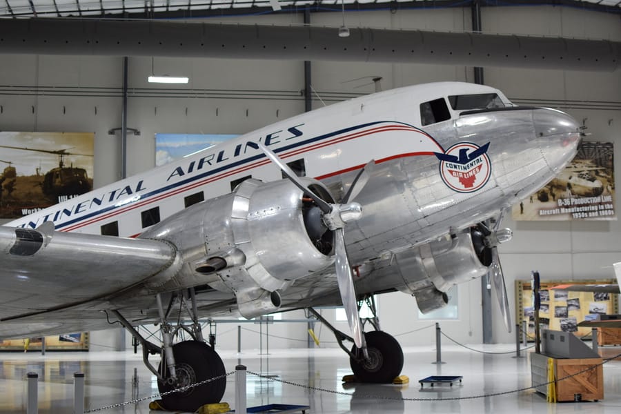 Lone_Star_Flight_Museum_Exhibit_1