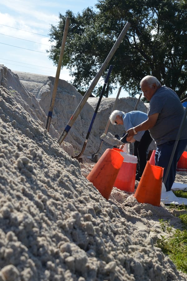 20190829_SandBagsHurricaneDorian_031_SD