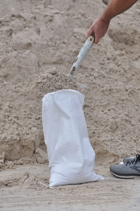 20220925_IanSandbagging_009_SD