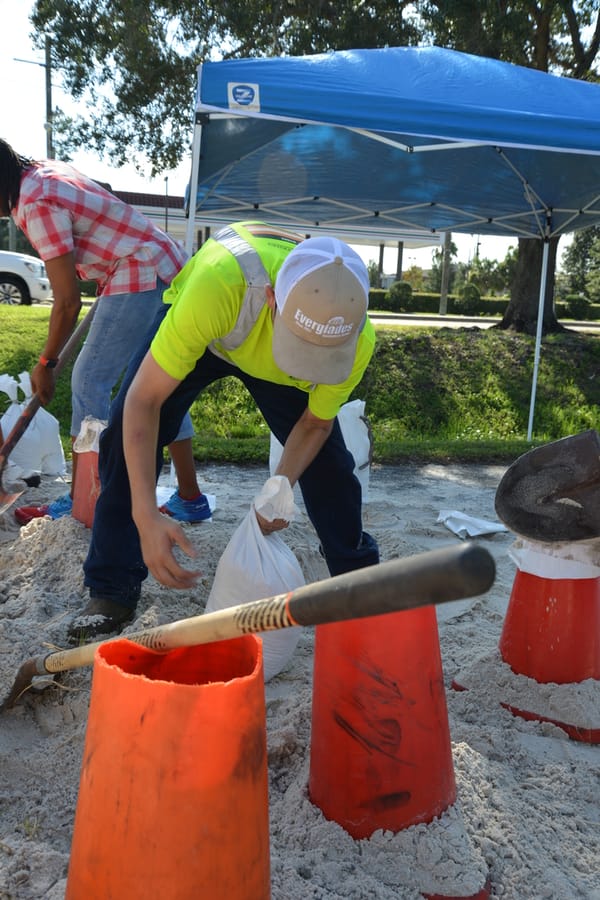 20190829_SandBagsHurricaneDorian_164_SD