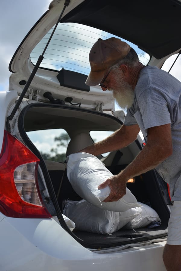 20220925_IanSandbagging_037_SD