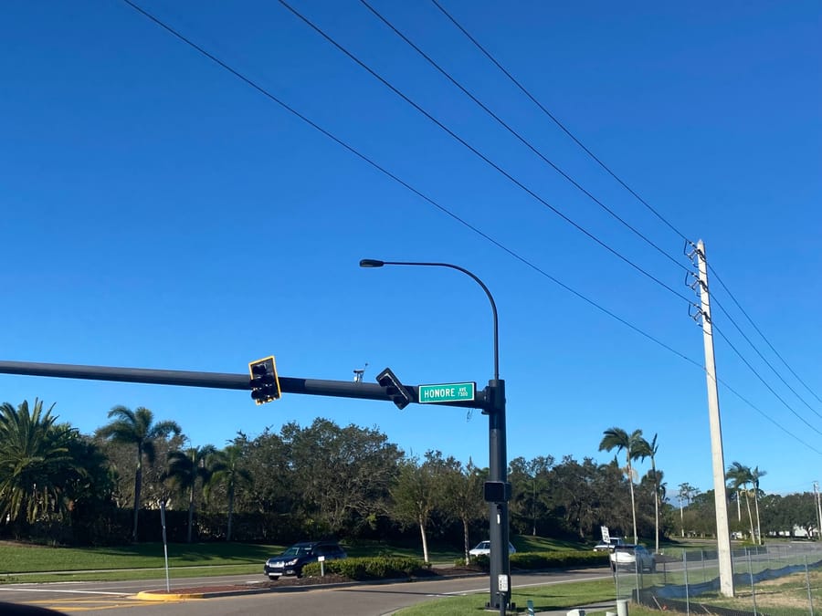 Hurricane Ian - traffic signals