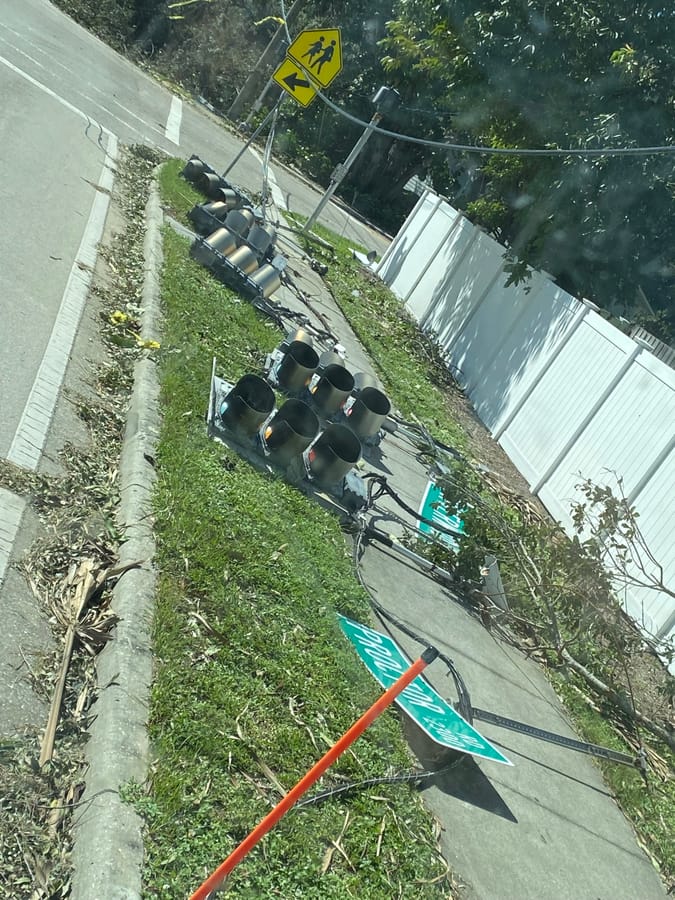Hurricane Ian - downed traffic lights