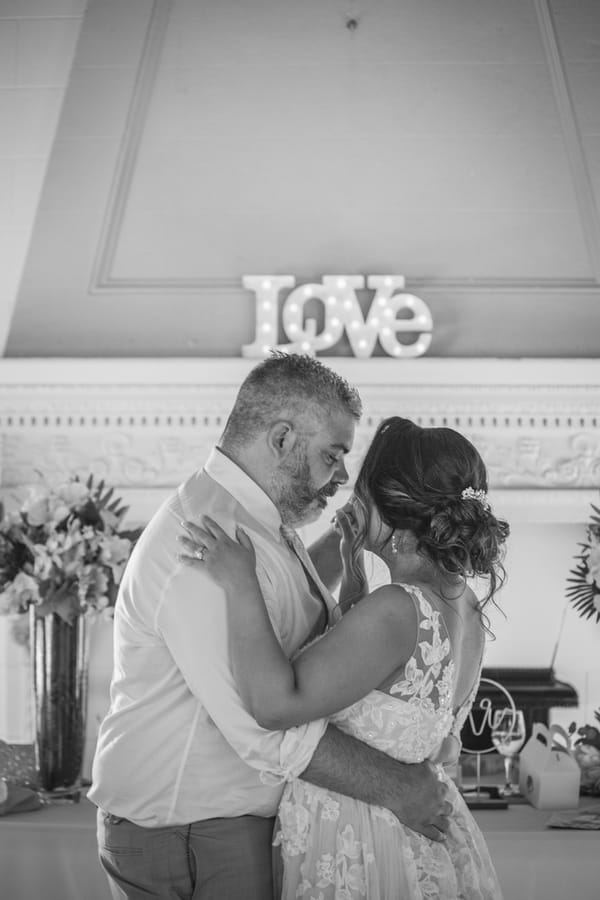 Ashley & Alain Paradise Studios