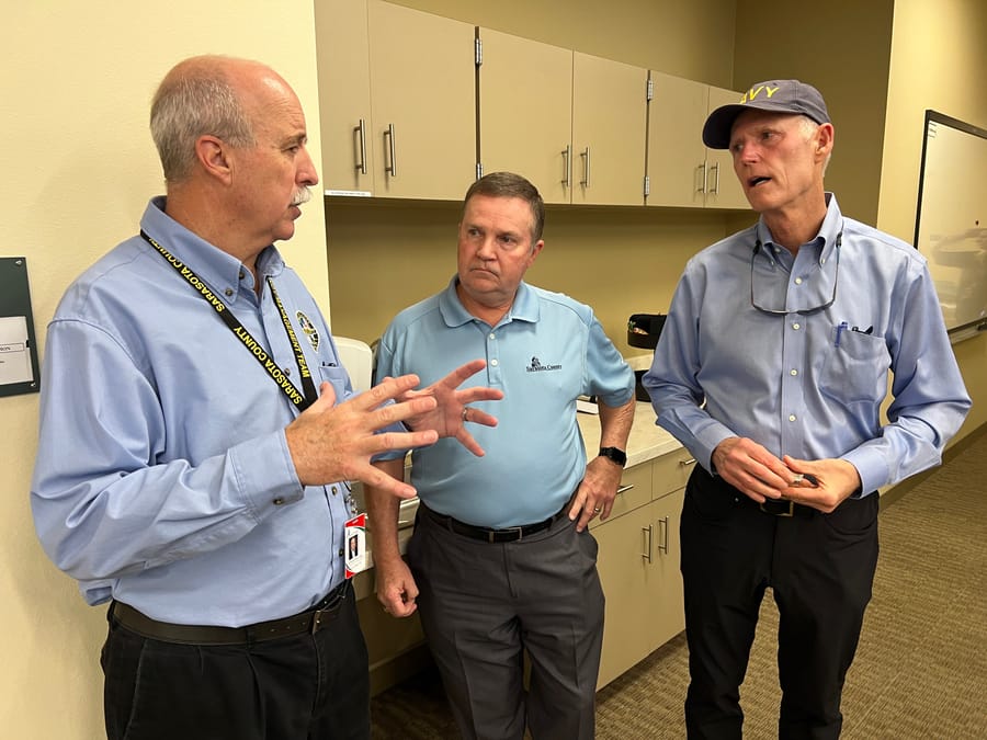Hurricane IAN - Senator Rick Scott visit