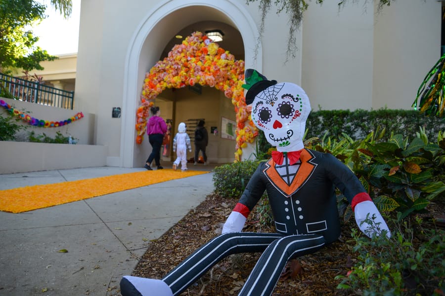 Howl-O-Ween Movie Night 2022