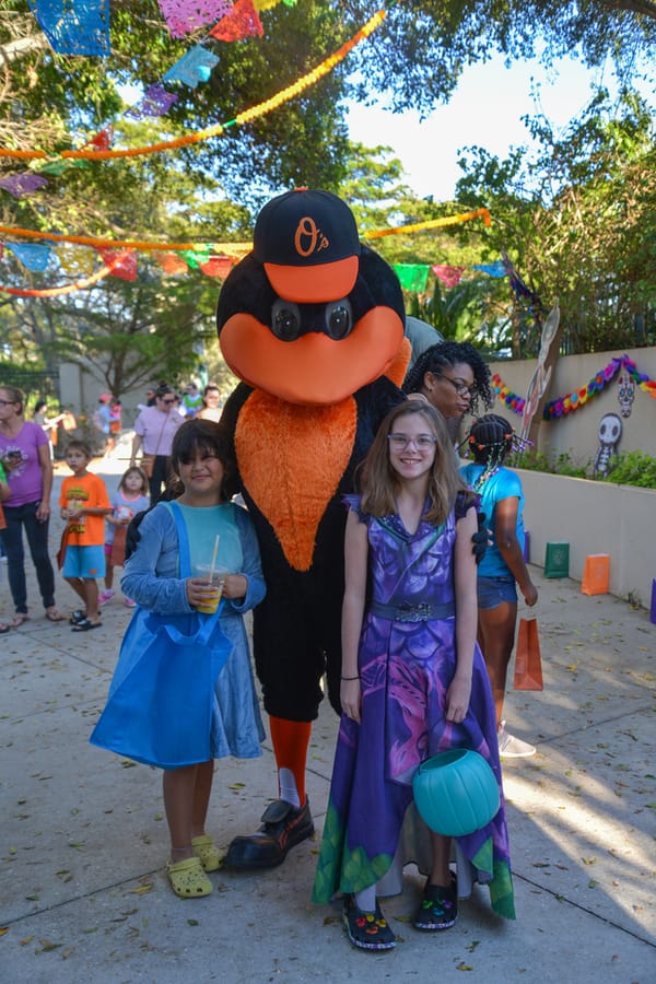 Howl-O-Ween Movie Night 2022