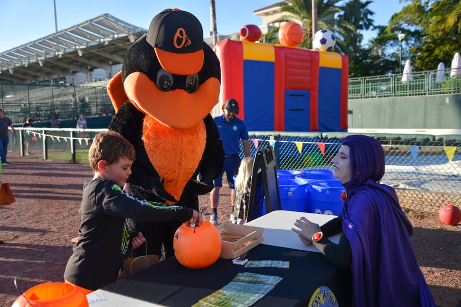 Howl-O-Ween Movie Night 2022