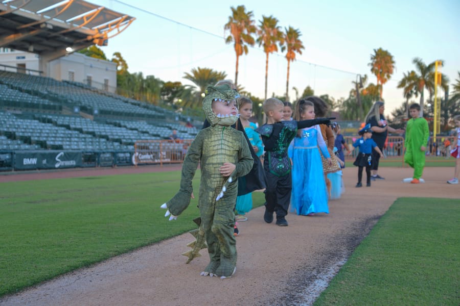 Howl-O-Ween Movie Night 2022