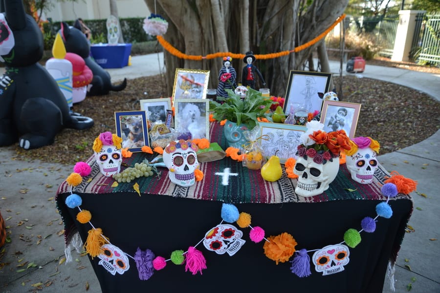 Howl-O-Ween Movie Night 2022