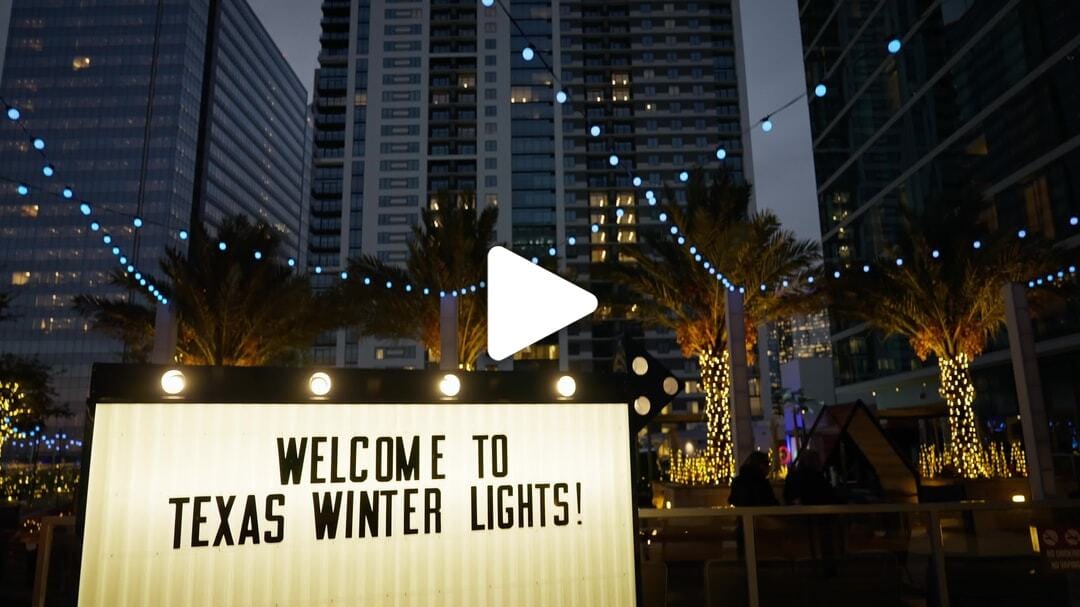 Marriott-Texas_Winter_Lights_2022_6