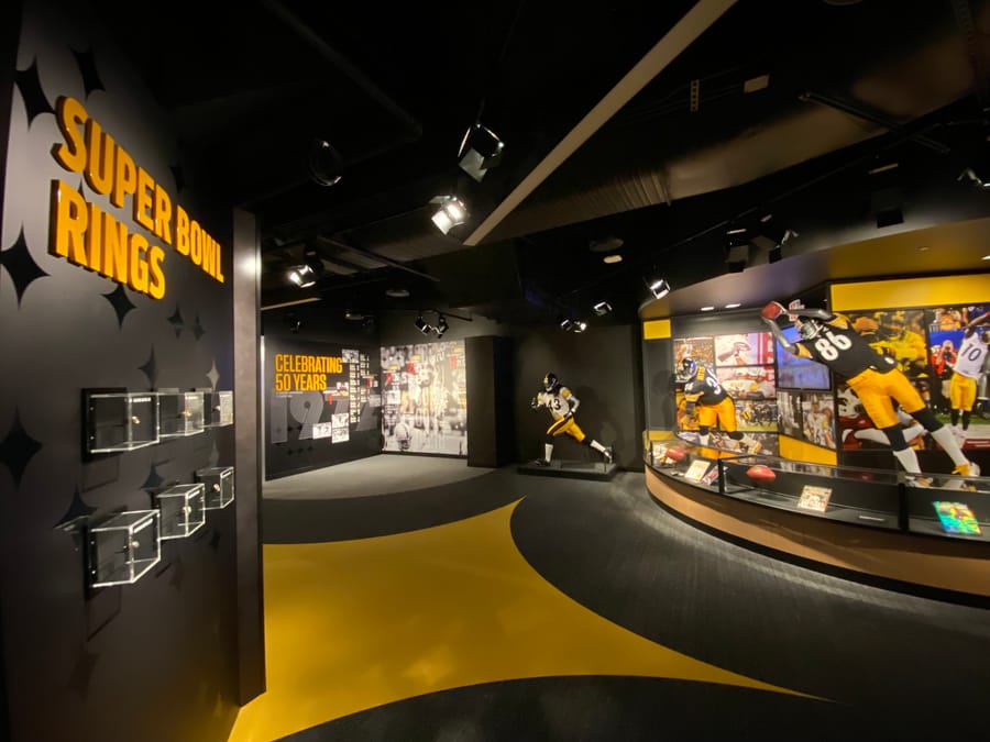 Steelers Hall of Honor Courtesy VisitPITTSBURGH (7)