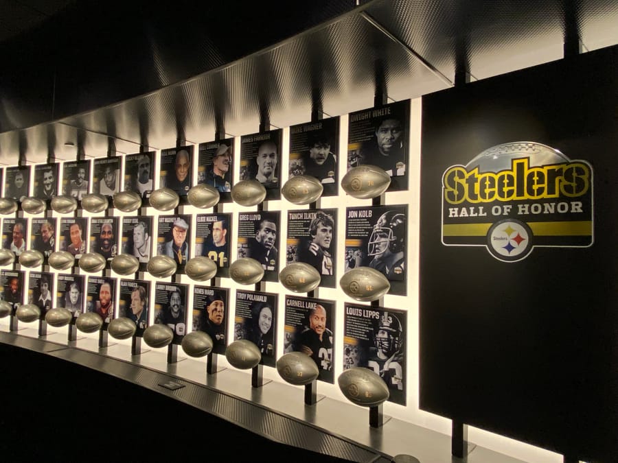 Steelers Hall of Honor Courtesy VisitPITTSBURGH (4)