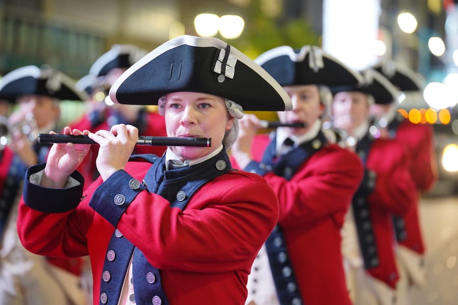 Visit Philadelphia Holiday Parade