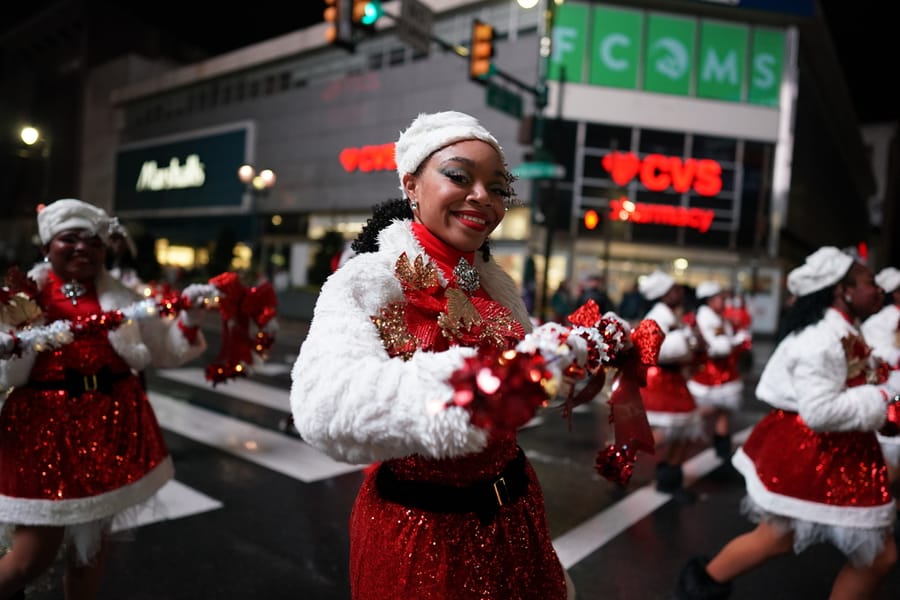 Visit Philadelphia Holiday Parade