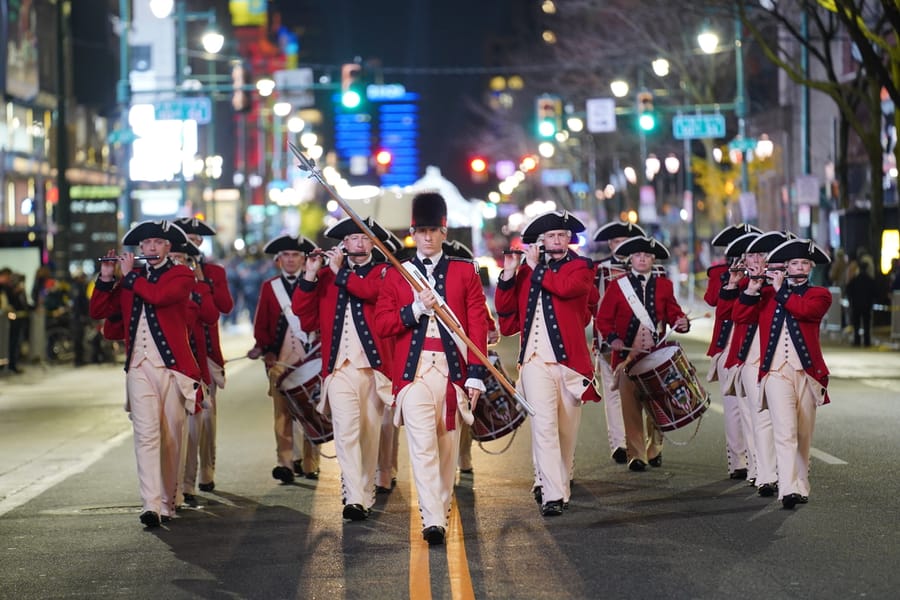 Visit Philadelphia Holiday Parade