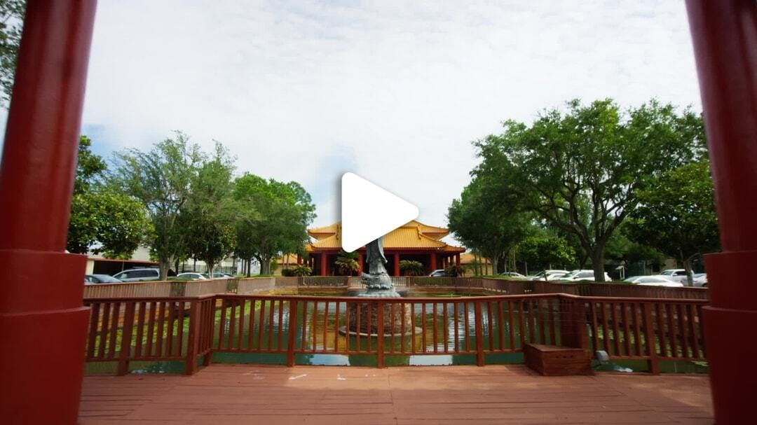 Jade_Buddha_Temple_1