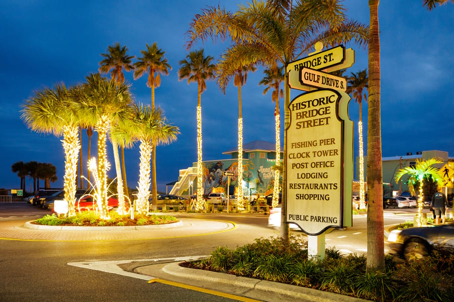 Christmas on Bridge Street Anna Maria Island