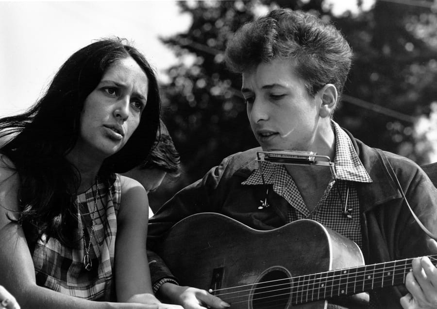 RNS-Bob-Dylan-Joan-Baez-1963