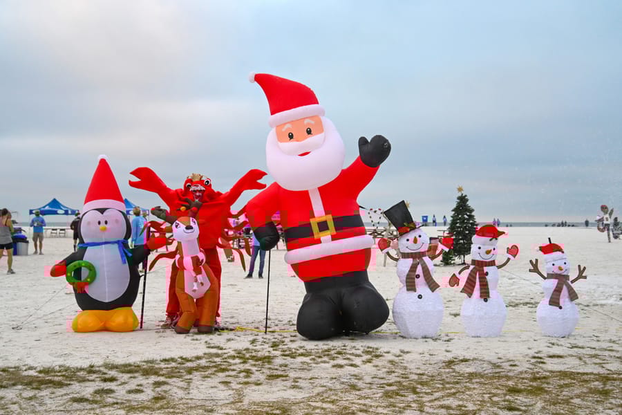 2022 Sandy Claws Beach Run