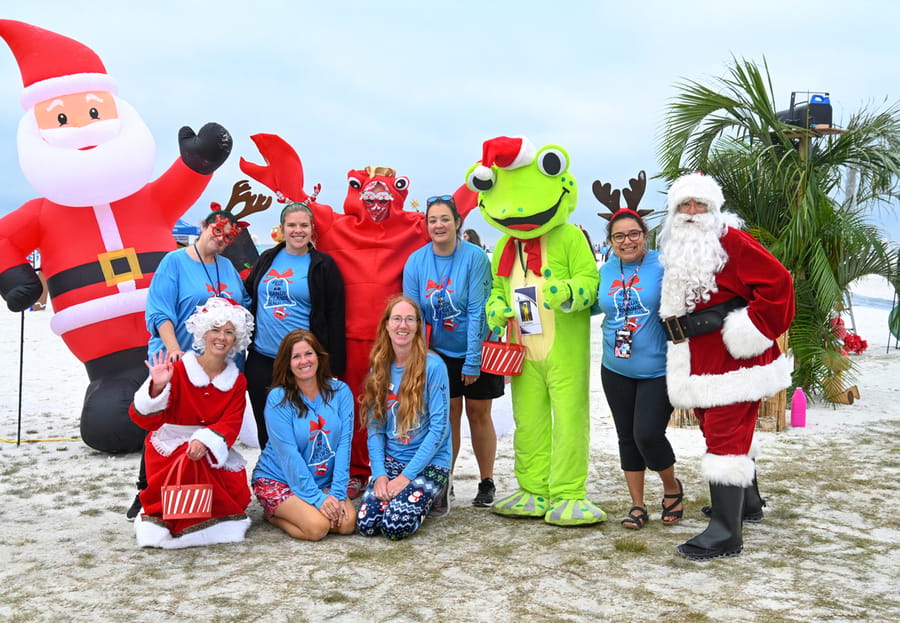 2022 Sandy Claws Beach Run