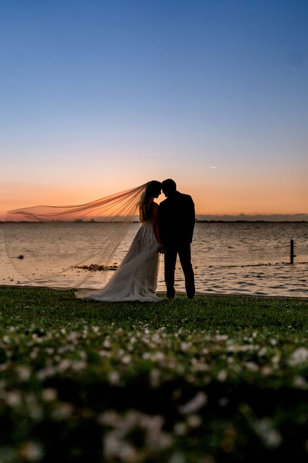 Rachel and Anthony 12.9.22 Tara Tomlinson Photography