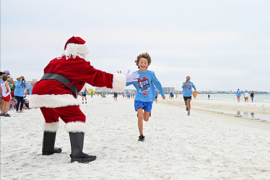 2022 Sandy Claws Beach Run