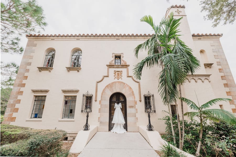 Emma + Dan TARA TOMLINSON PHOTOGRAPHY