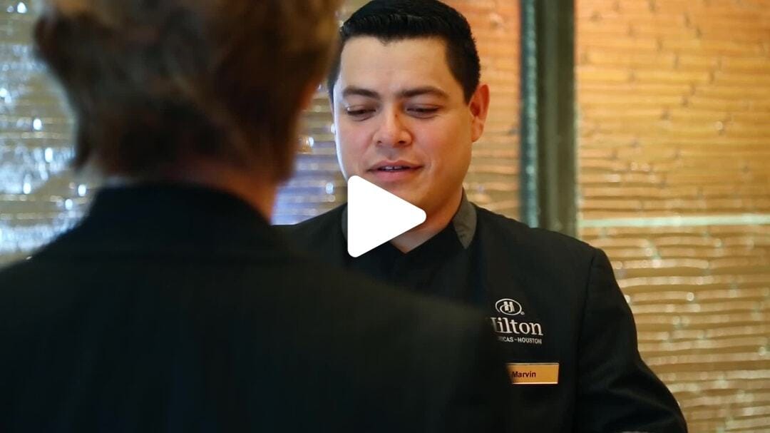 Hilton_Americas-Houston_Lobby_2