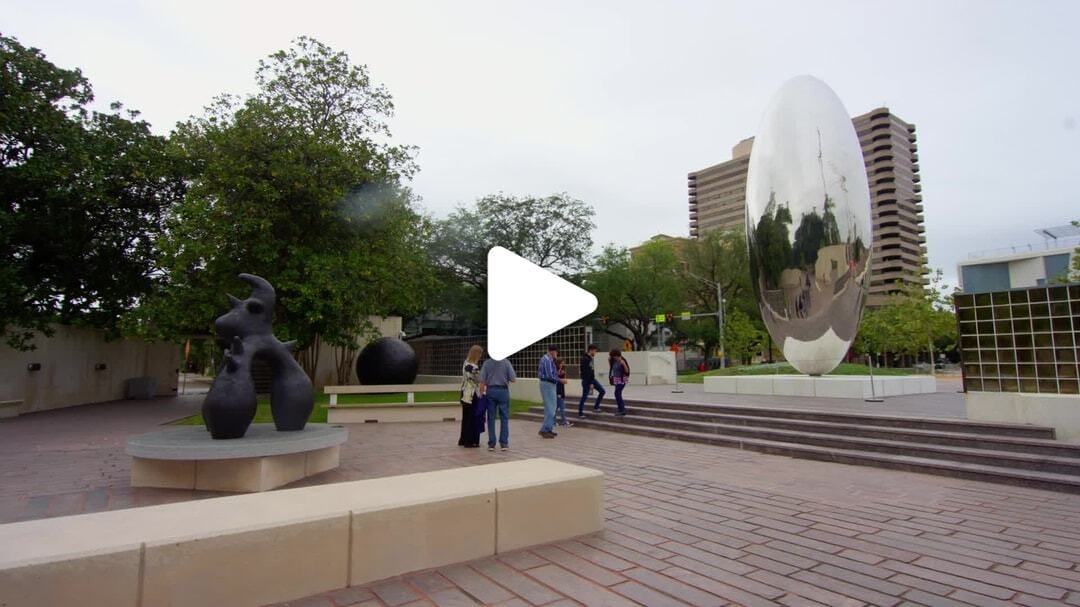 The_Museum_of_Fine_Arts_Houston_Cloud_Column