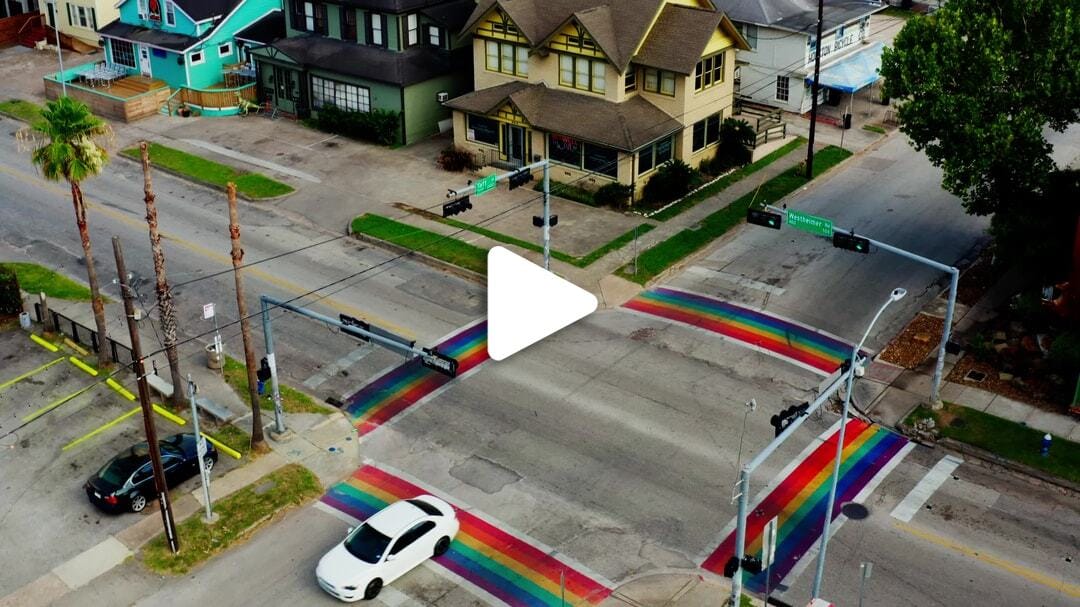 Rainbow_Crosswalk_1