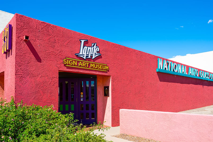 Ignite Sign Art Museum_Tucson_An Pham_3003