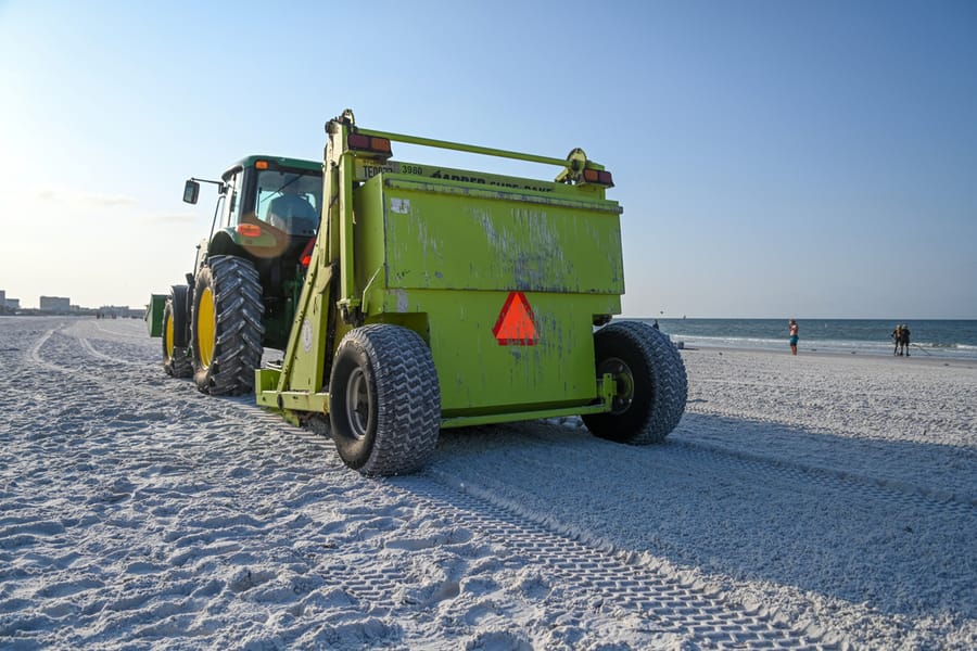 Siesta Beach Raking