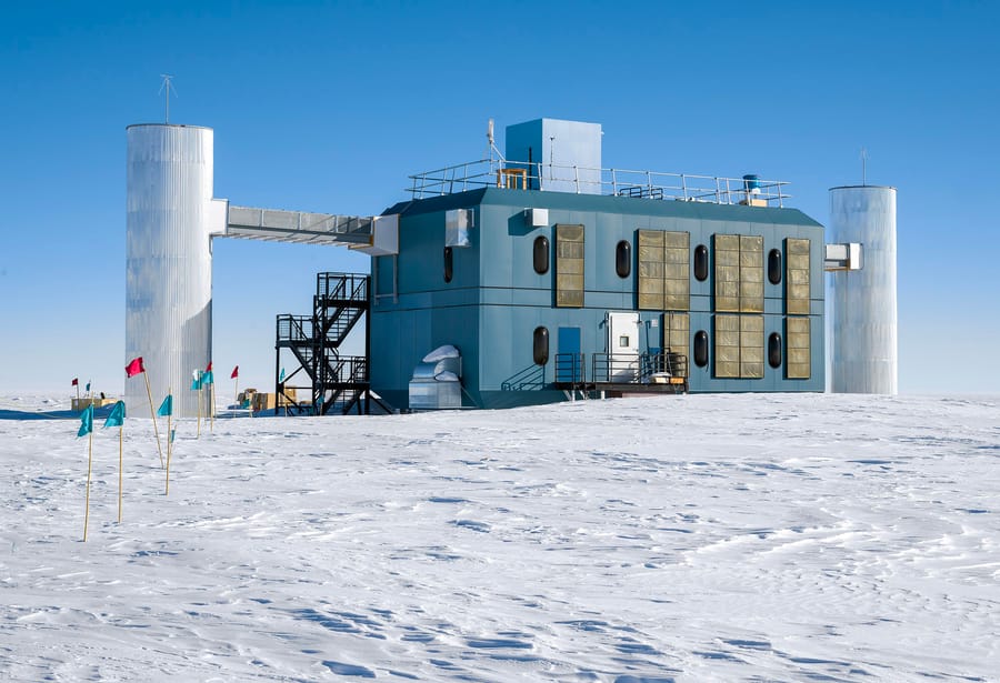 RNS-IceCube_Neutrino_Observatory