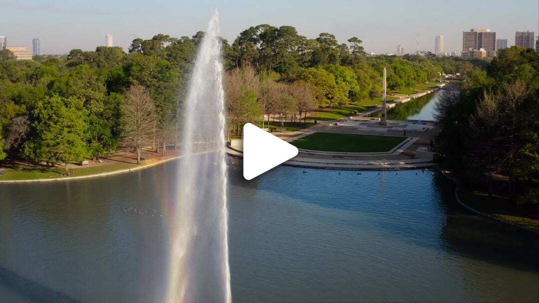 McGovern_Lake_Fountain_Aerial_2