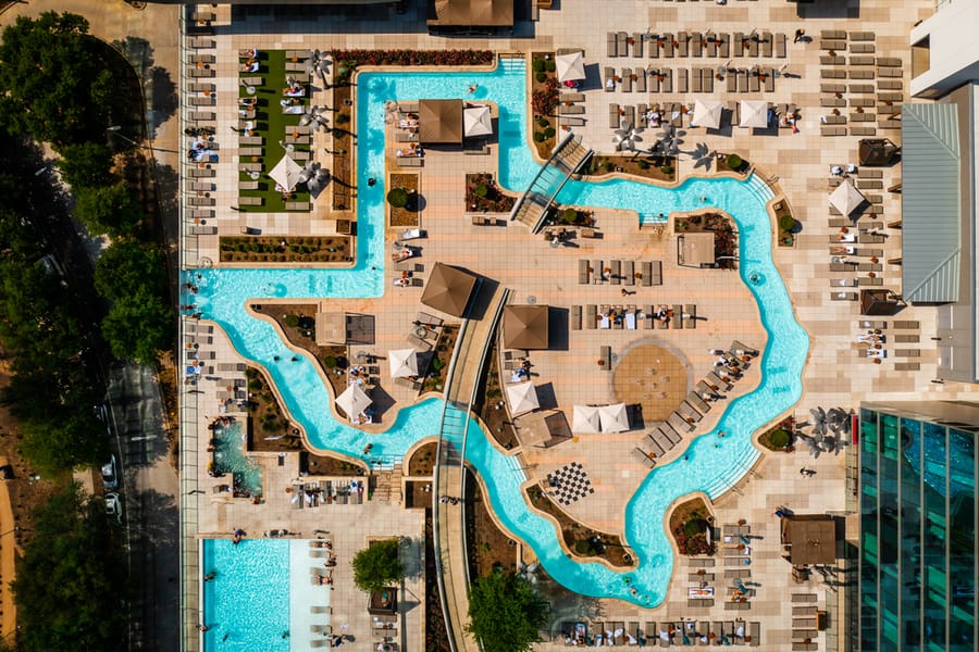 Marriott_Marquis_Altitude_Rooftop-Pool_6