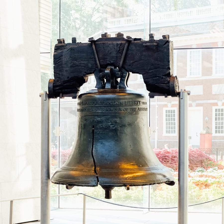 Liberty Bell photo credit Kyle Huff for PHLCVB