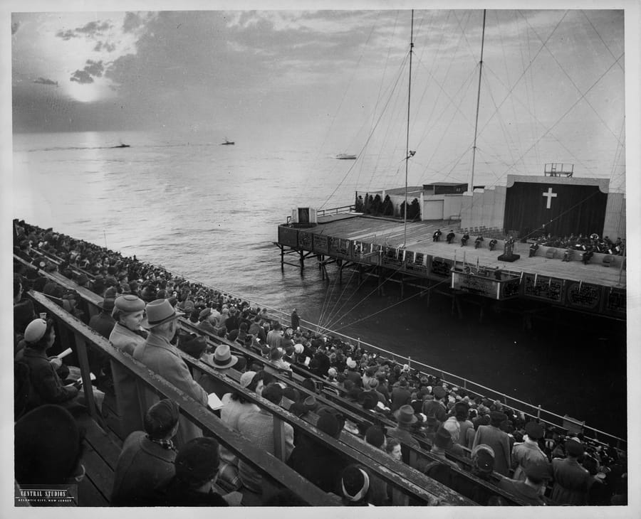 RNS-Atlantic-City-Easter 1951