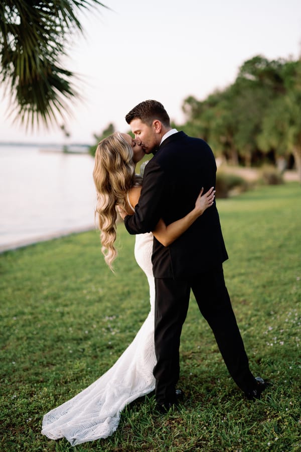 Shannon & Kyle 12.7.22 Dewitt for Love Photography