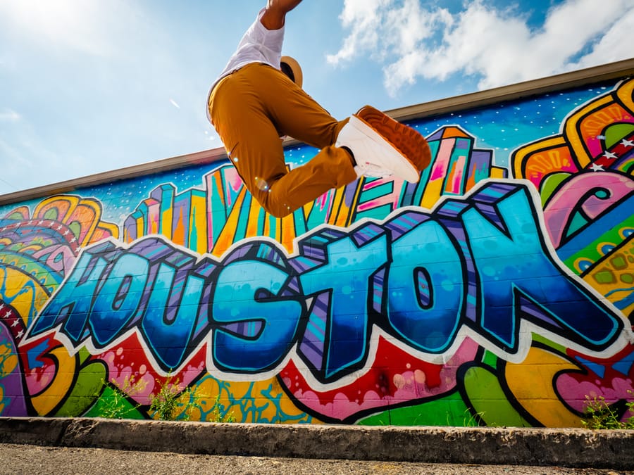 Houston_Graffiti_Park_Jump_2