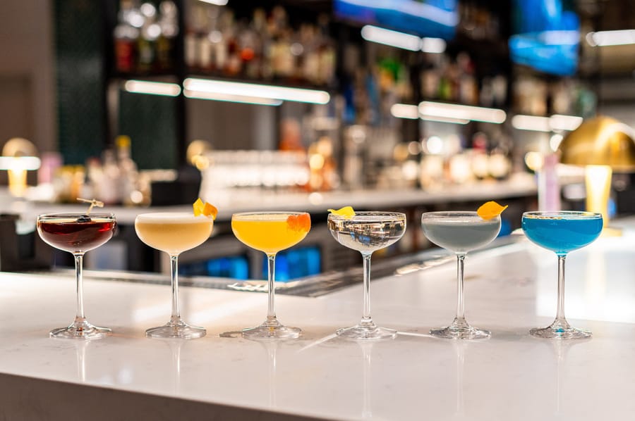 Lyric_Market_Bar_1