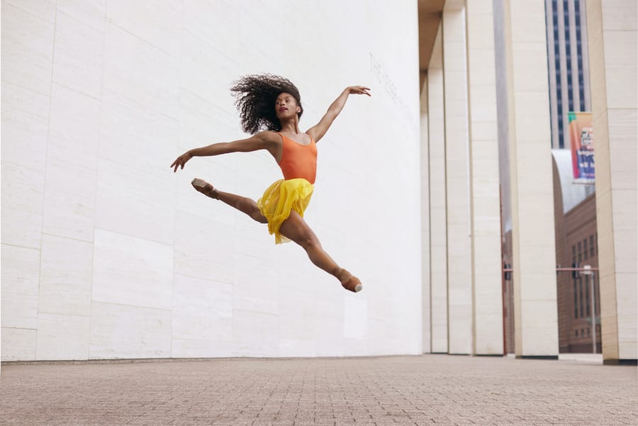 Jones_Hall_Exterior-Dance_Theatre_of_Harlem_2