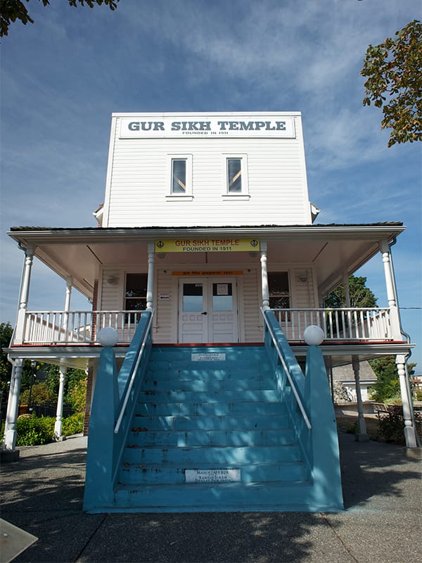 webRNS-Gur_Sikh_Temple_02