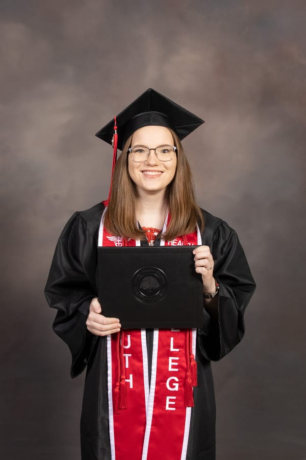 south-college-graduation-2023-23