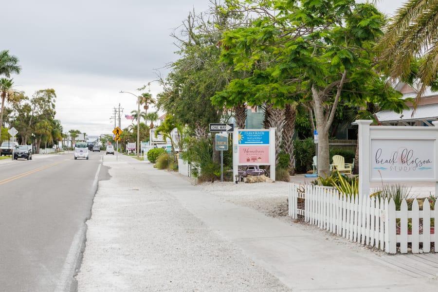 Pine Avenue Scenic